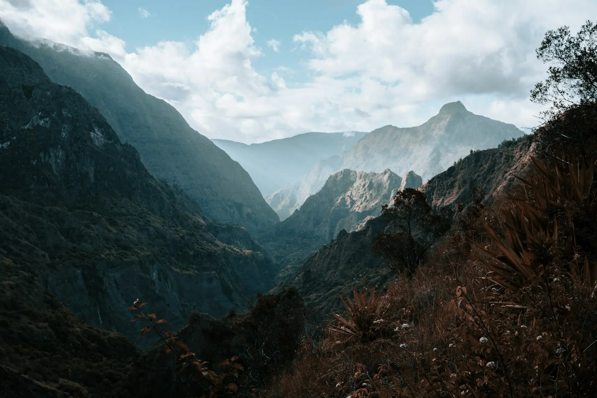 Paysage de cirque et de montagnes à La Réunion